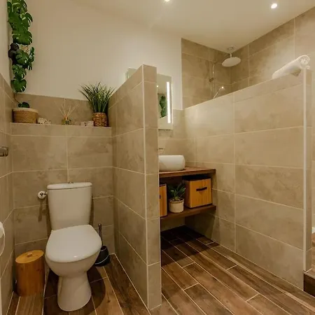 L'echappee Chic, Coeur De Valence, Wifi, Proche Gare Apartmán *